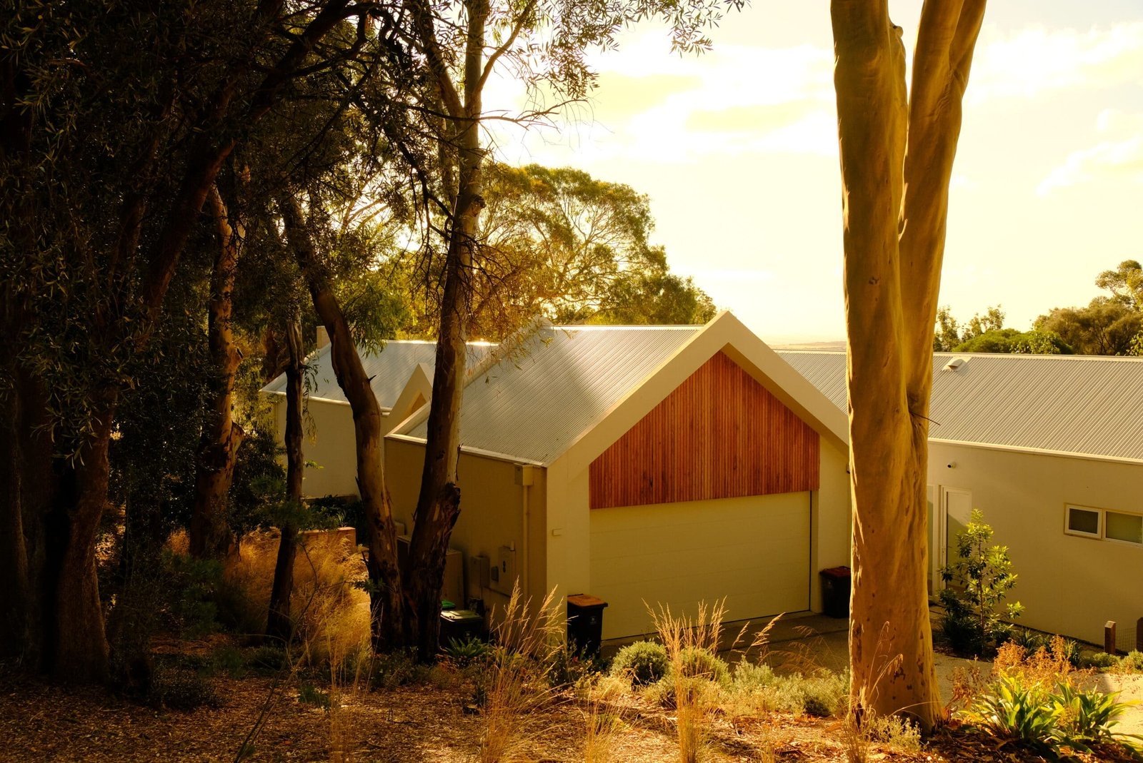 Panoramic view of deck and surrounding landscape